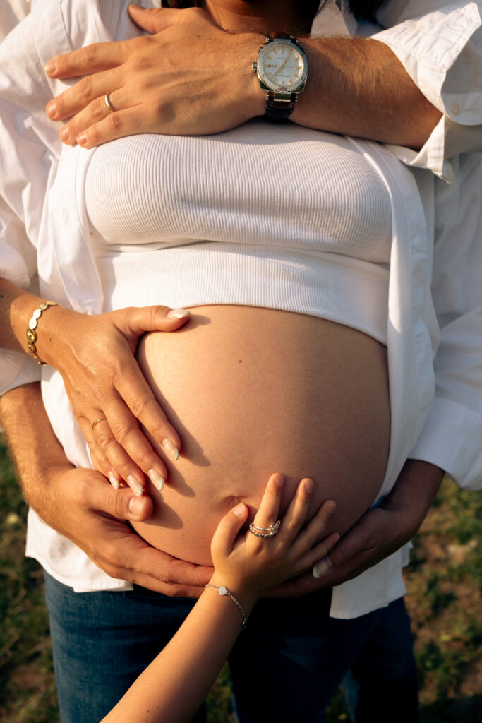 Séance grossesse en famille à Tours